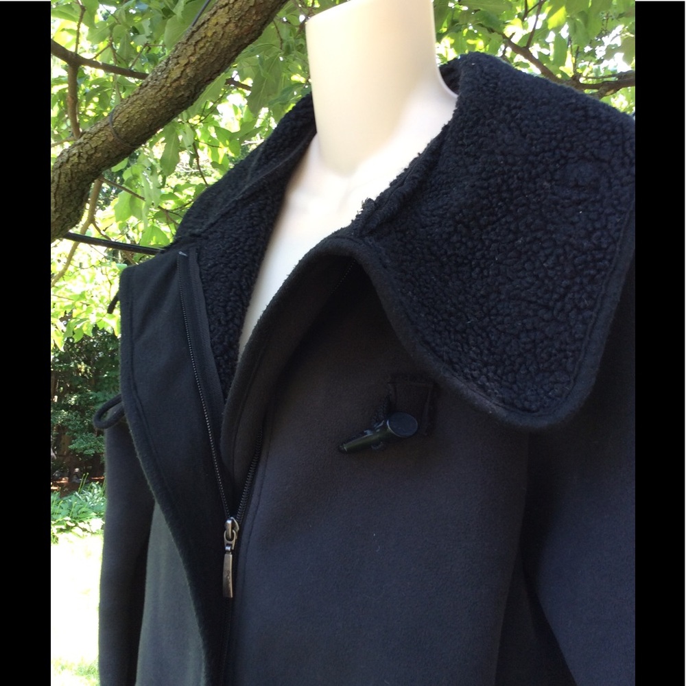 Columbia faux leather & SHEARLING JACKET SZ M